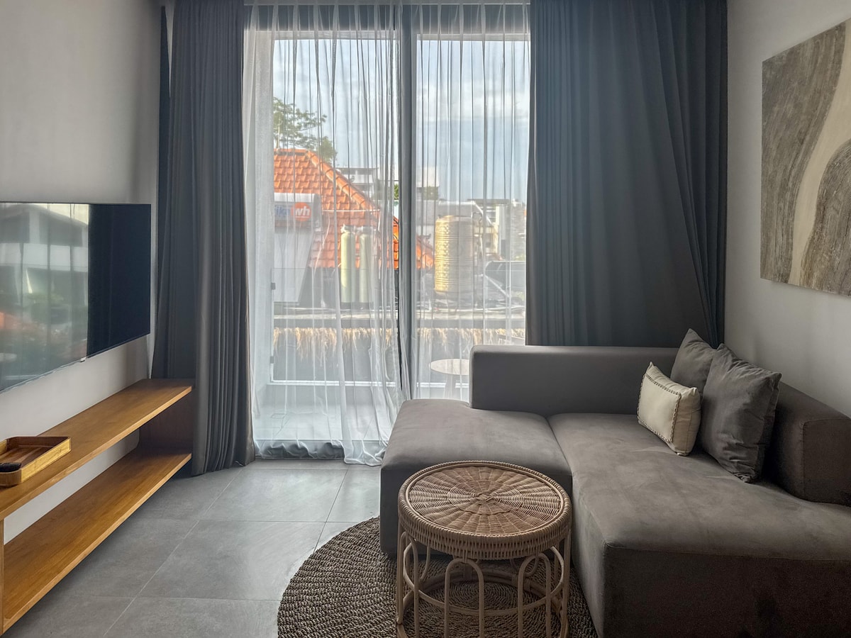 1BR Beachside Canggu Suite | Pool, Gym & Sauna in Canggu, Bali — image 3