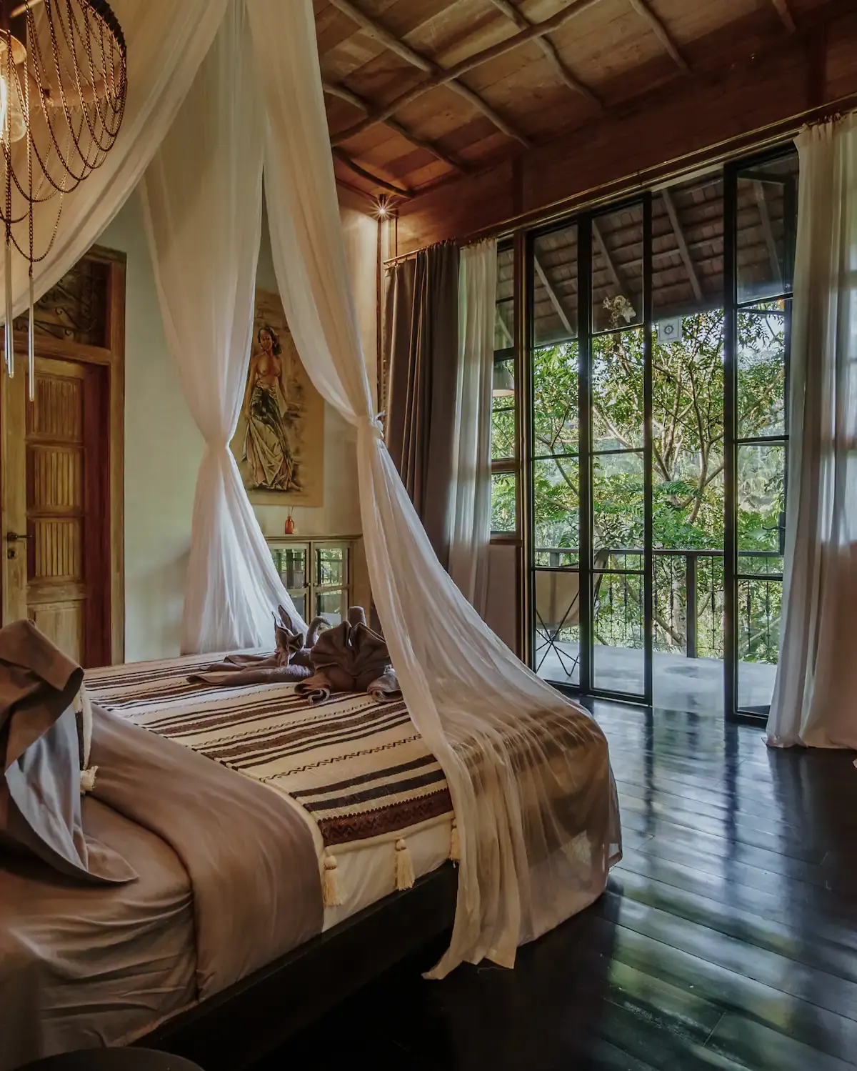 9 BR Tropical Garden Open-Air Estate Ubud — 9BR Estate Rental in Ubud — image 2