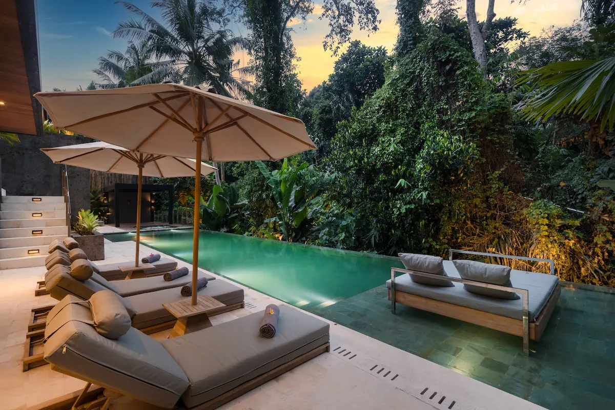 6 BR Stone Jungle-View Retreat Ubud — 6BR Villa Rental in Ubud — image 1