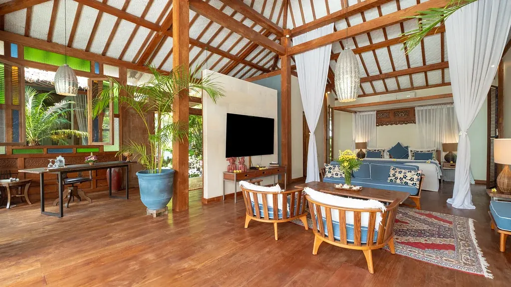 7 BR Private Retreat Canggu — 7BR Villa Rental in Canggu — image 4