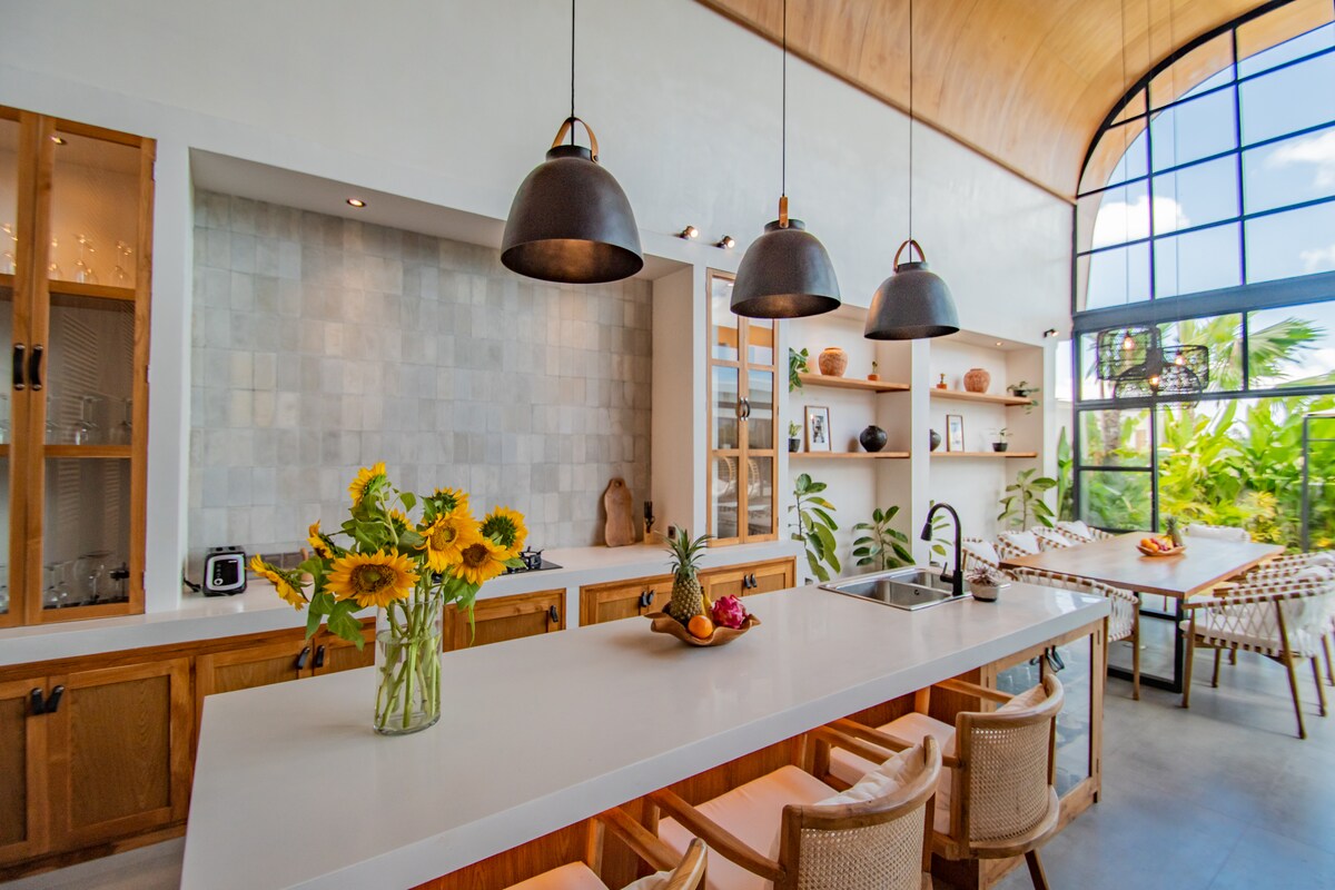 Mango II — 4BR Villa Rental in Canggu — image 9