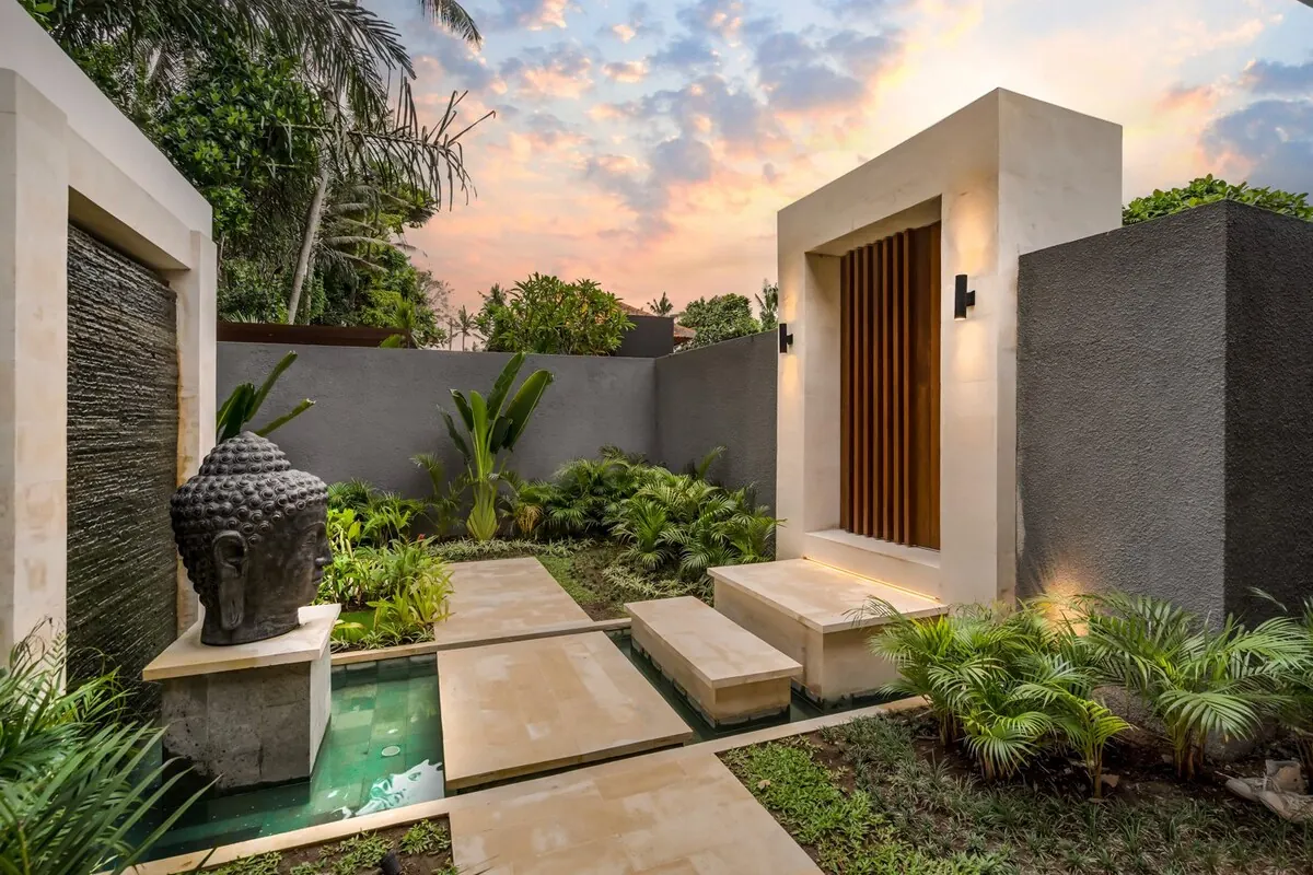 4 BR Designer Infinity-Pool Retreat Ubud — 4BR Villa Rental in Ubud — image 18
