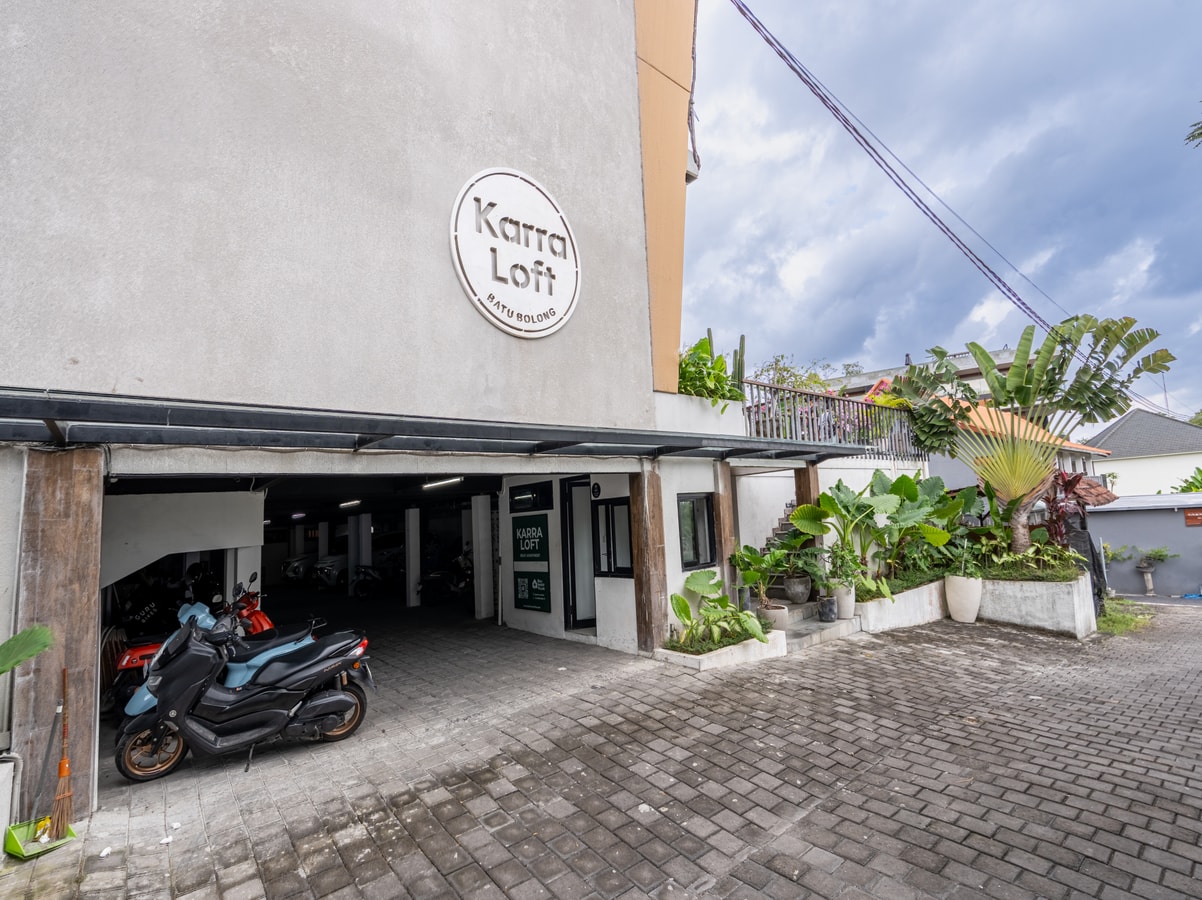 Luxe 1BR Canggu | Infinity Pool, Best Location - Canggu, Bali — image 9
