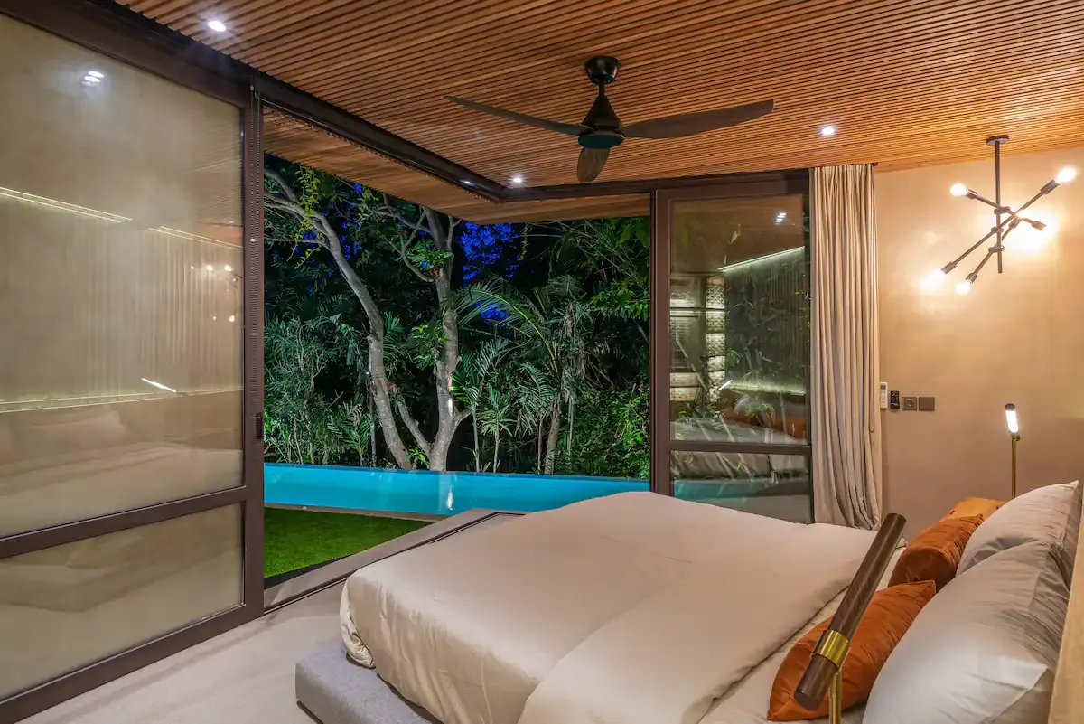 5 BR Tropical-Modern Tropical Garden Villa Canggu — 5BR Villa Rental in Pererenan — image 12
