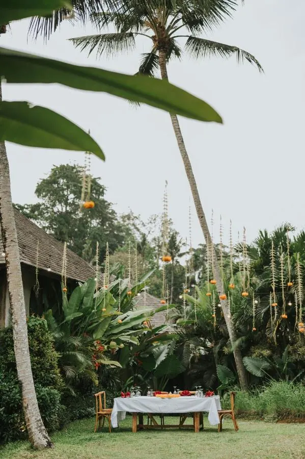 5 BR Rice-Field Garden Retreat Ubud — 5BR Villa Rental in Ubud — image 8