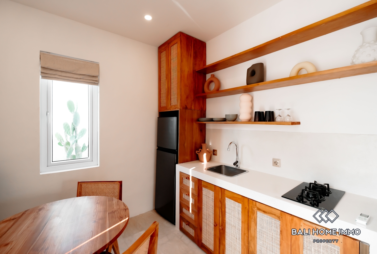 1 Bedroom Apartment For Rent in Canggu Batu Bolong — image 6