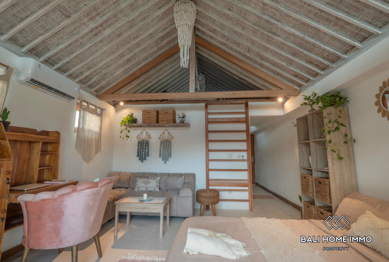 1 Bedroom Apartment for Rent in Seminyak — image 1