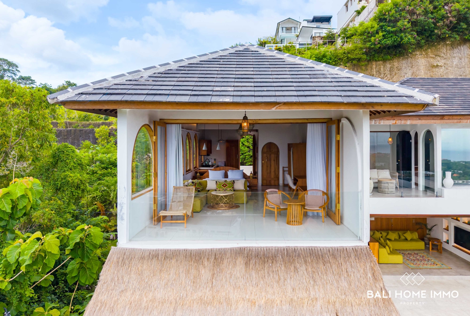 1 BEDROOM APARTMENT STUDIO WITH OCEAN VIEW FOR MONTHLY RENTAL IN BINGIN — image 1