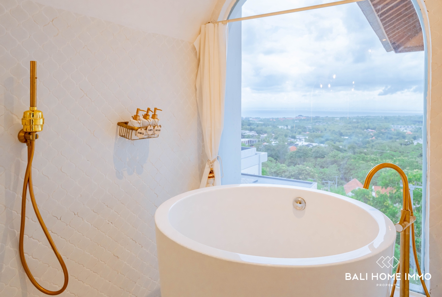 1 BEDROOM APARTMENT STUDIO WITH OCEAN VIEW FOR MONTHLY RENTAL IN BINGIN — image 9