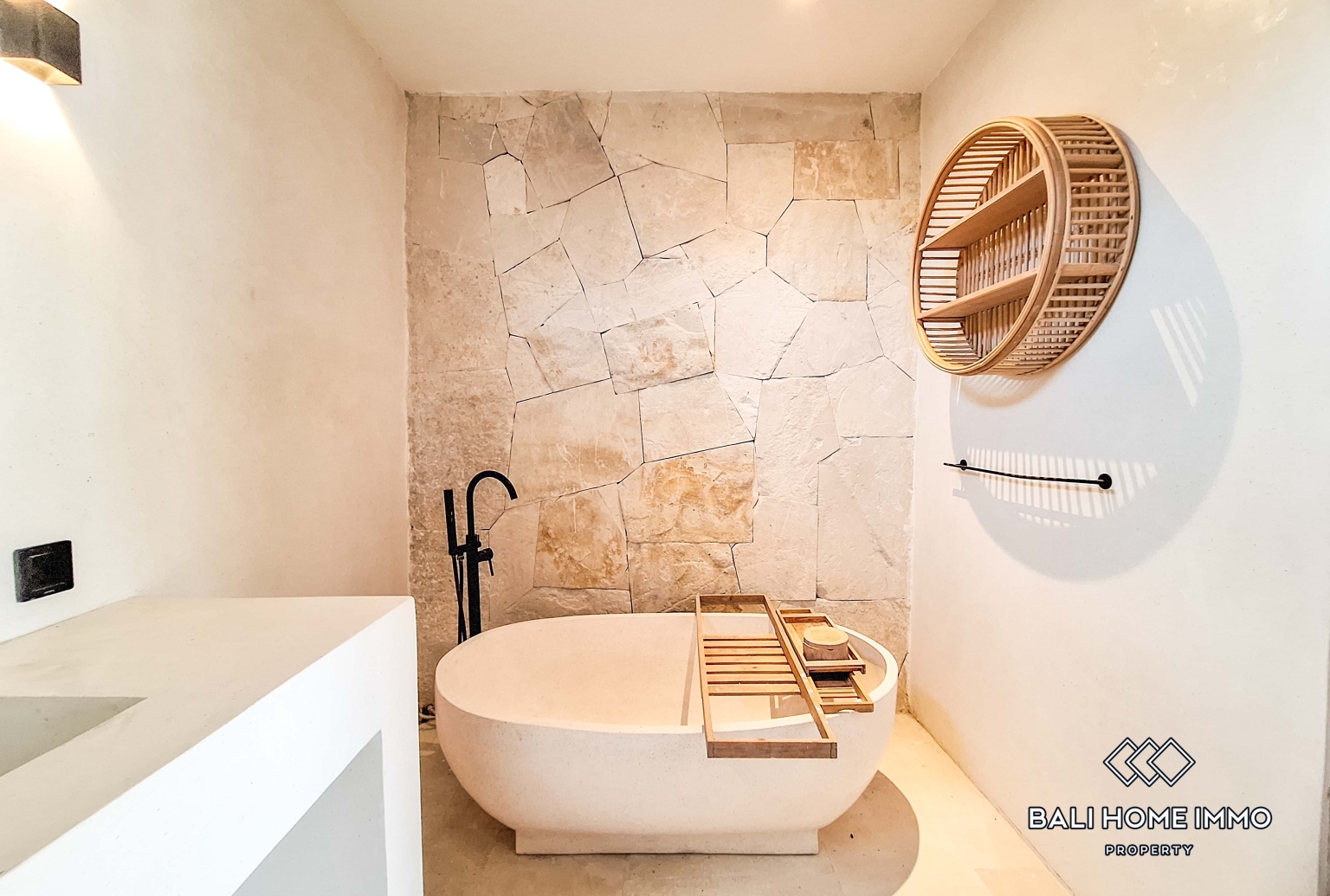 1 Bedroom Villa for Rent in Pererenan Beachside — image 8