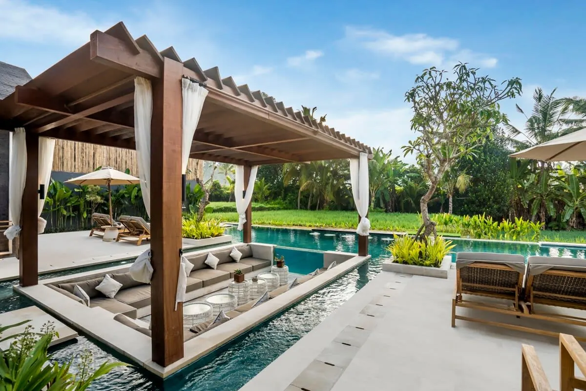 6 BR Rice-Field Pavilion Villa Ubud — 6BR Villa Rental in Ubud — image 1