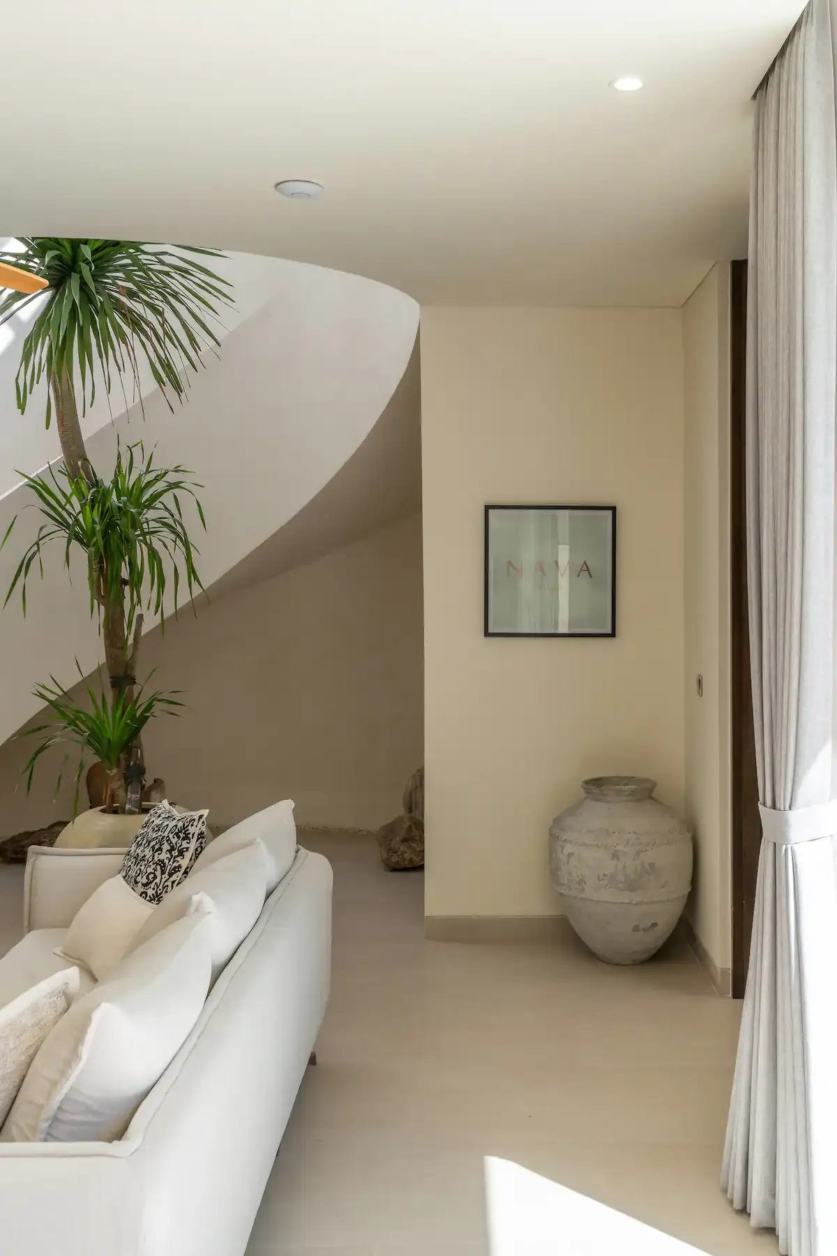 3 BR Contemporary Pool Villa Uluwatu — 3BR Villa Rental in Uluwatu — image 19