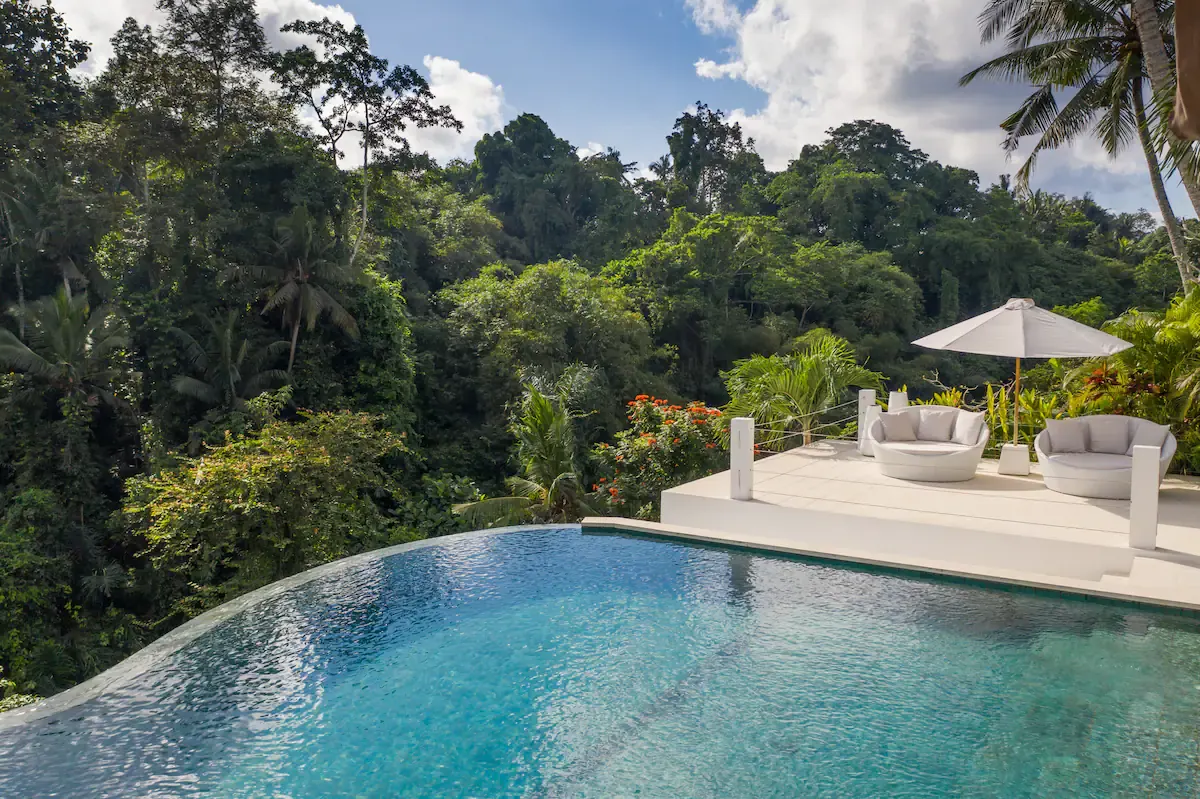 4 BR Jungle-View Infinity-Pool Villa Ubud — 4BR Villa Rental in Ubud — image 6