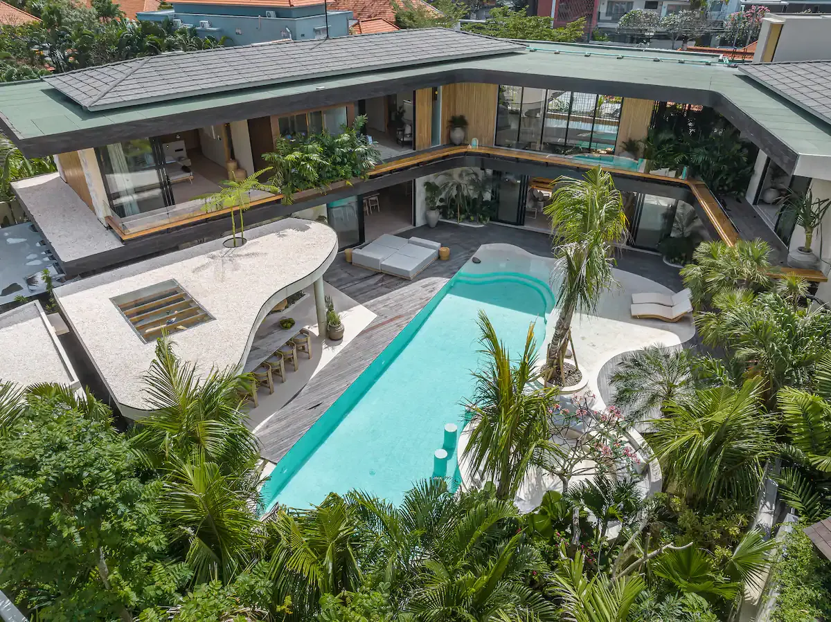 5 BR Tropical-Modern Cinema Villa Seminyak — 5BR Villa Rental in Umalas — image 6