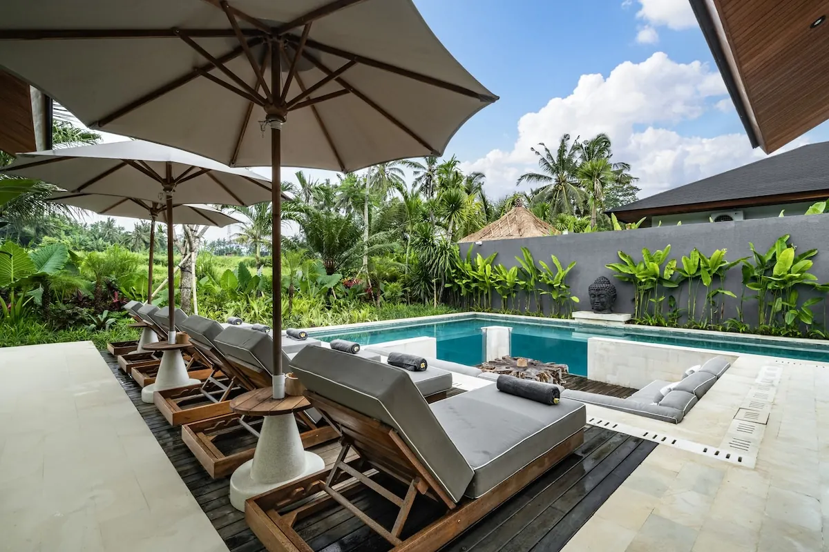 4 BR Tropical-Modern Pool Villa Ubud — 4BR Villa Rental in Ubud — image 16