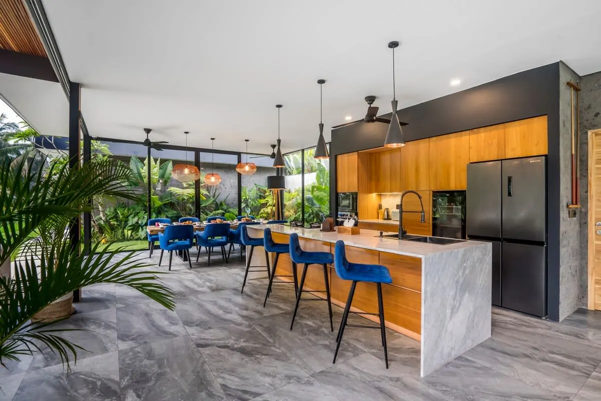 4 BR Rice-Field Tropical-Modern Villa Ubud — 4BR Villa Rental in Ubud — image 18