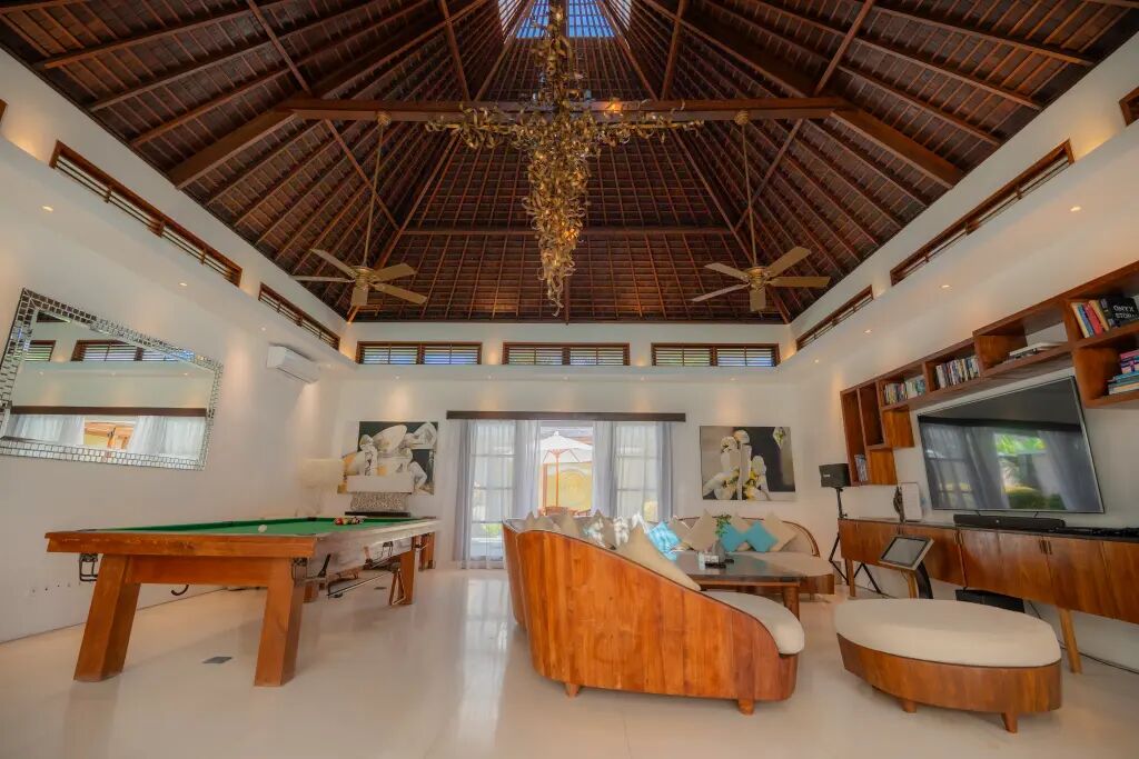 Lataliana - Villa La 6BR — 6BR Villa Rental in Seminyak — image 13