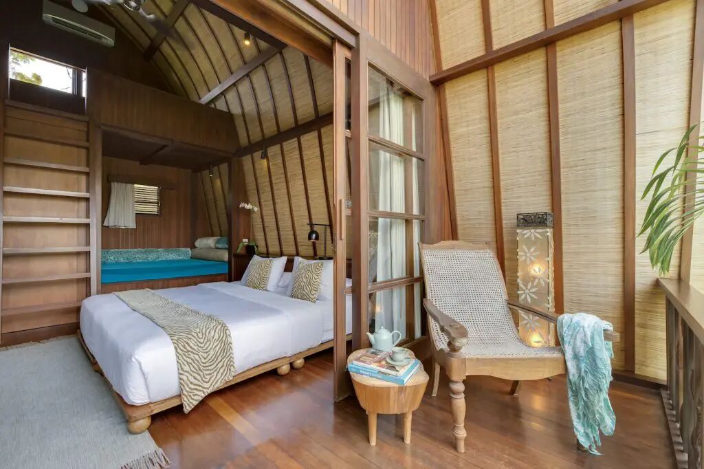 Lataliana - Villa Ta-Li 8BR — 8BR Villa Rental in Seminyak — image 15