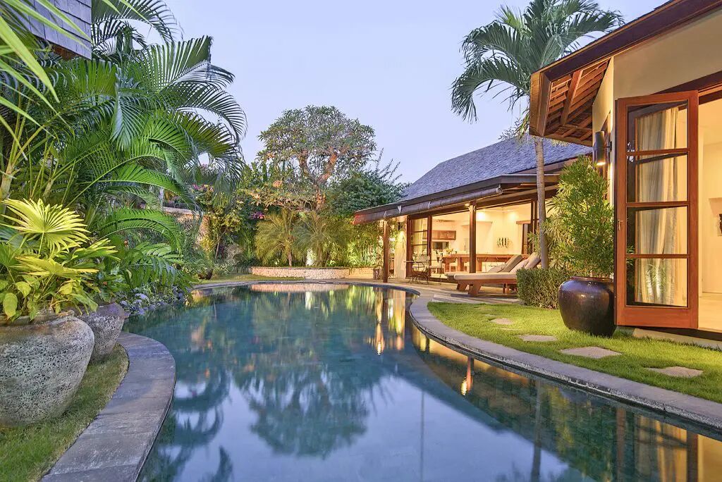 Lataliana Villa La-Li 9BR — 9BR Villa Rental in Seminyak — image 1