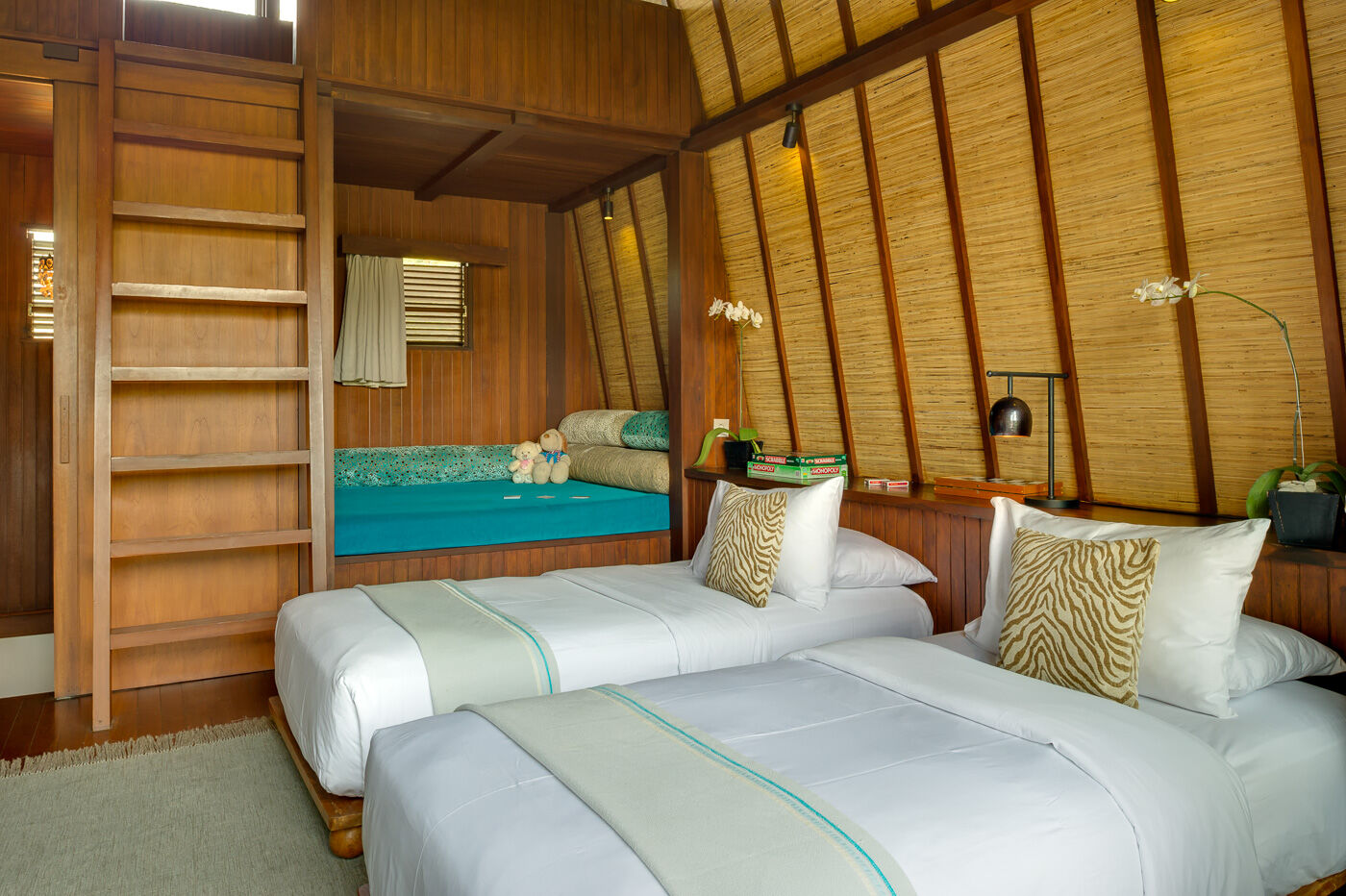 Villa LA-TA-LI 14BR — 14BR Villa Rental in Seminyak — image 18