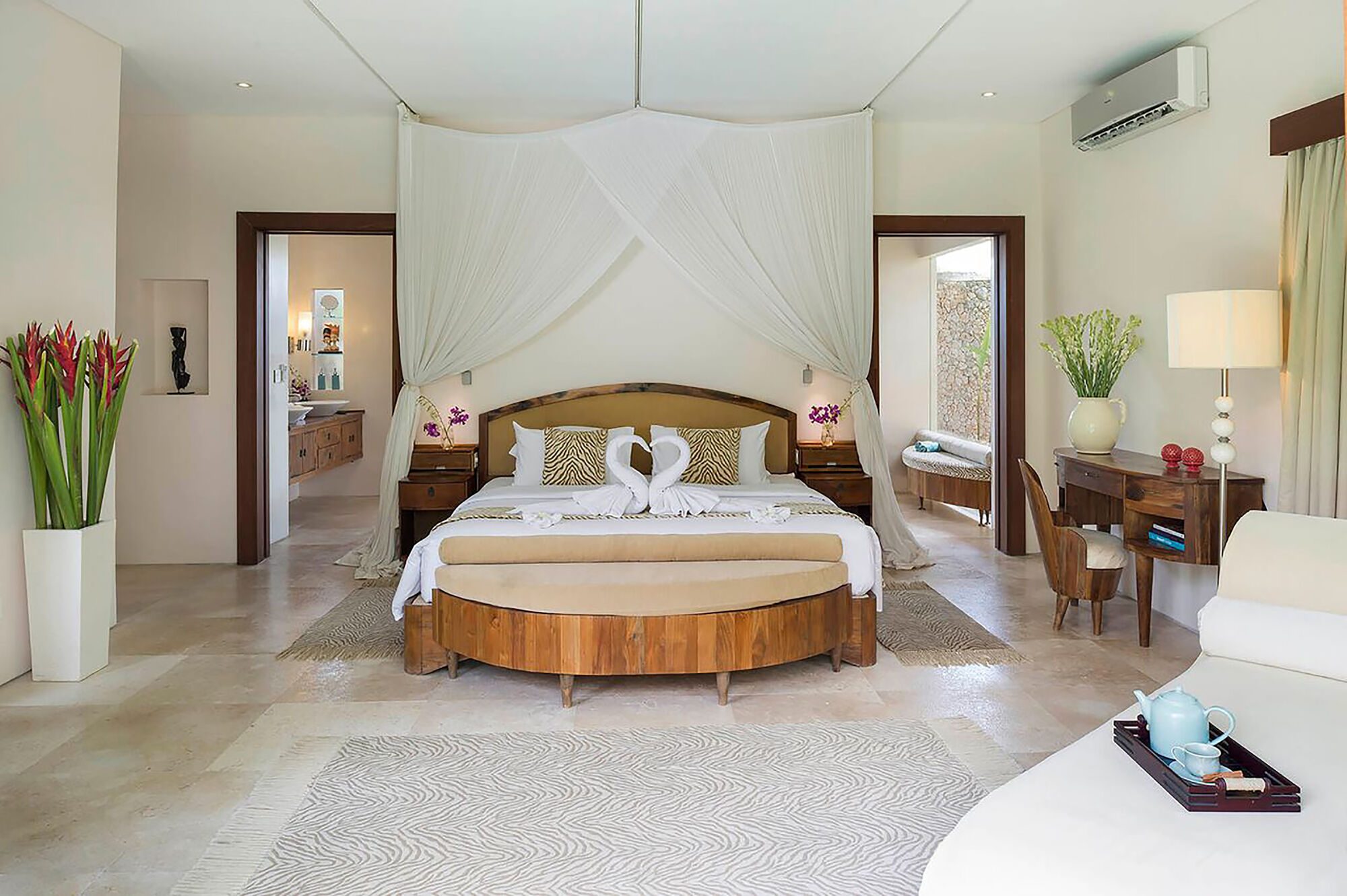 Lataliana Villas 7BR — 7BR Villa Rental in Seminyak — image 14