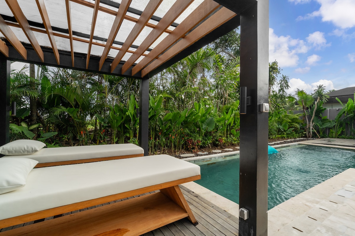 Casa Sakura — 10BR Villa Rental in Ubud