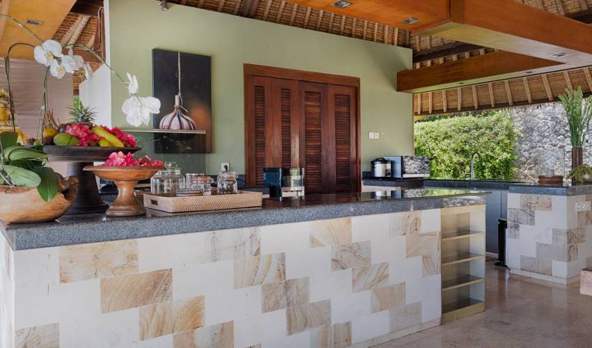 Uluwatu Villa 3268 — image 2