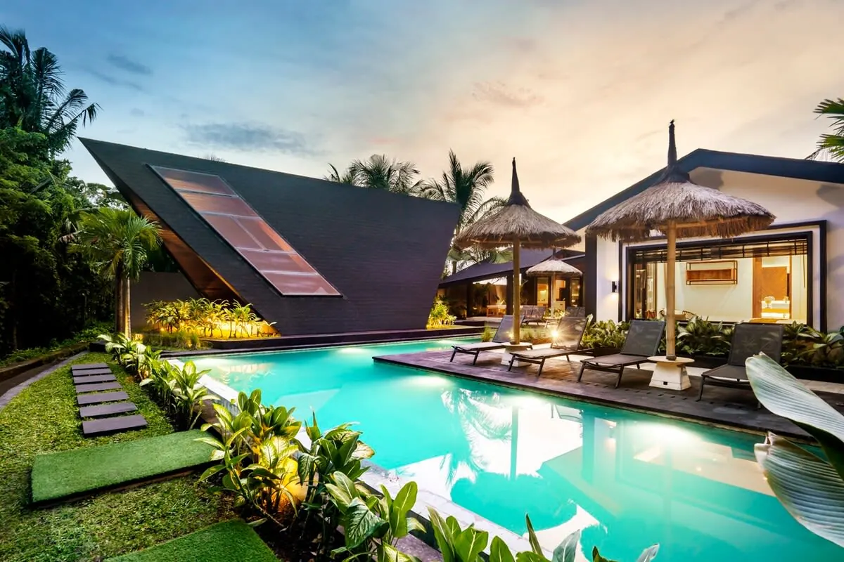 5 BR Designer Tropical Garden Villa Ubud — 5BR Villa Rental in Ubud