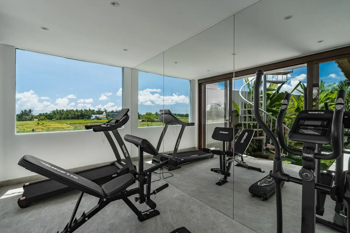 6 BR Tropical Garden Pavilion Villa Ubud — 6BR Villa Rental in Ubud — image 3