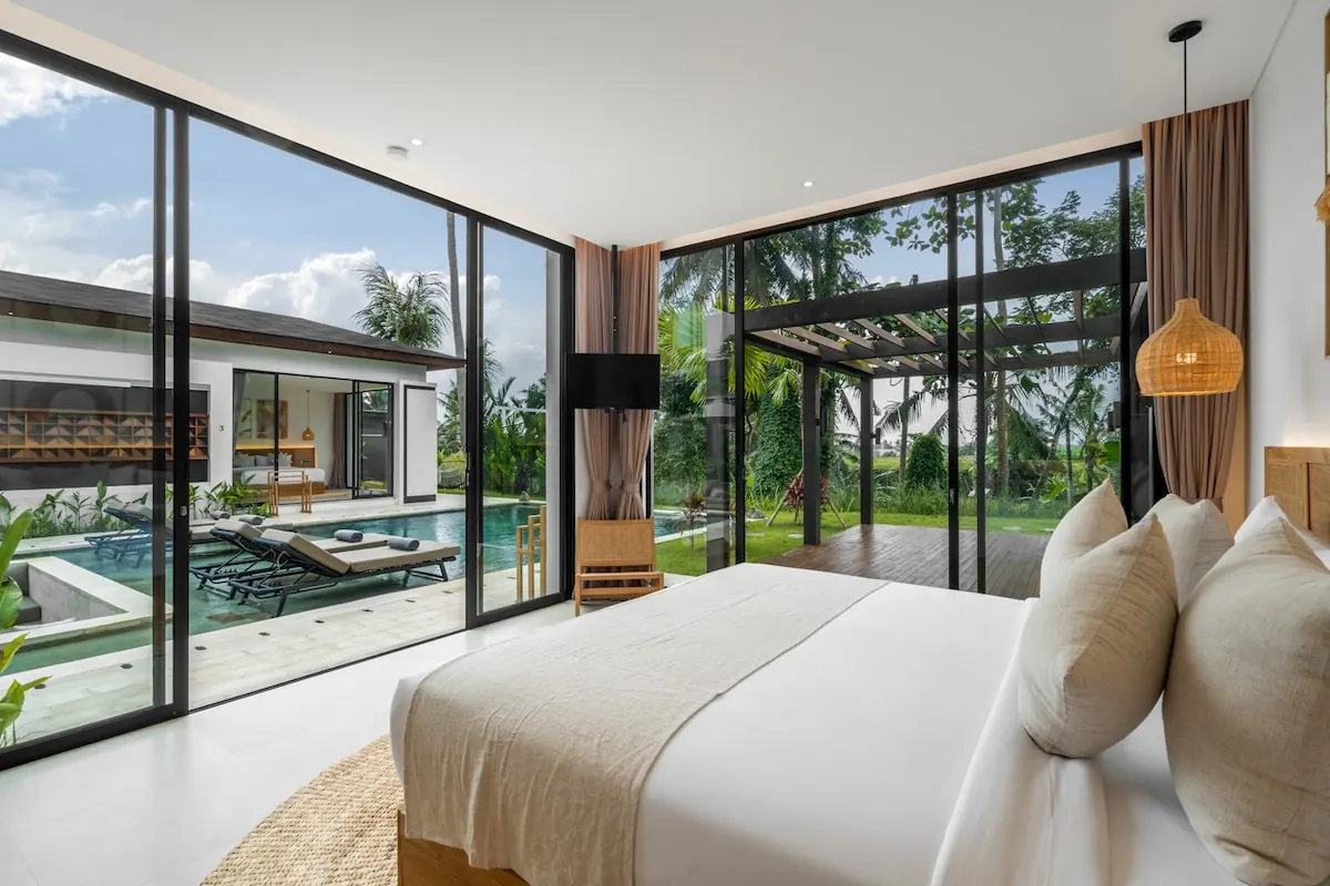 5 BR Contemporary Pool Residence Ubud — 5BR Residence Rental in Ubud — image 12