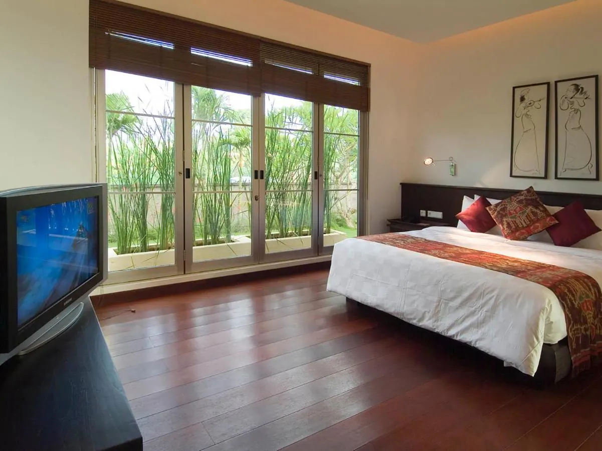 6 BR Ocean-View Garden Villa Sanur — 6BR Villa Rental in Sanur — image 10