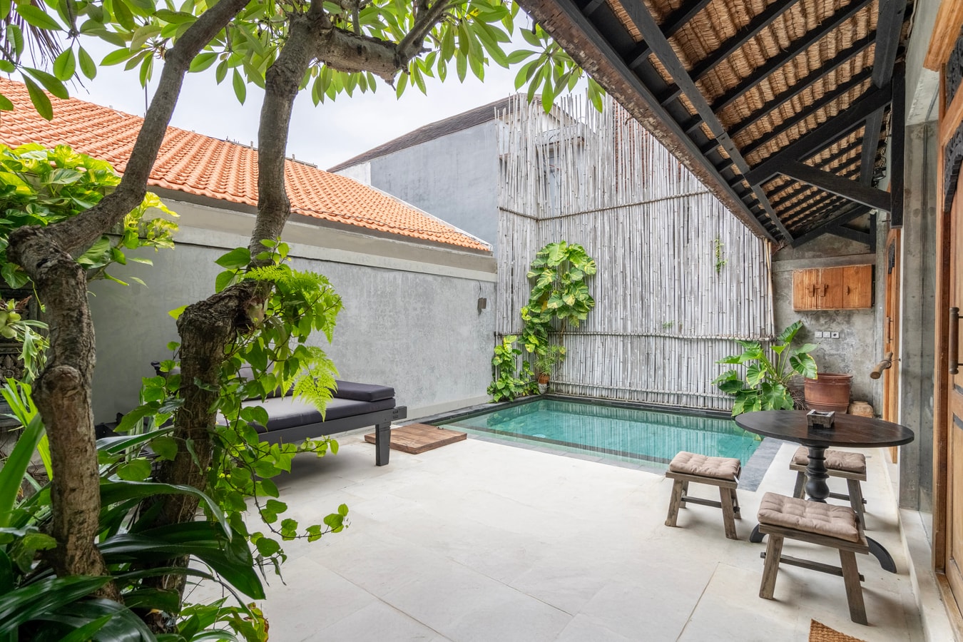 1BR Modern Bali Villa in Central Canggu | Swimming Pool - Canggu, Bali — image 13