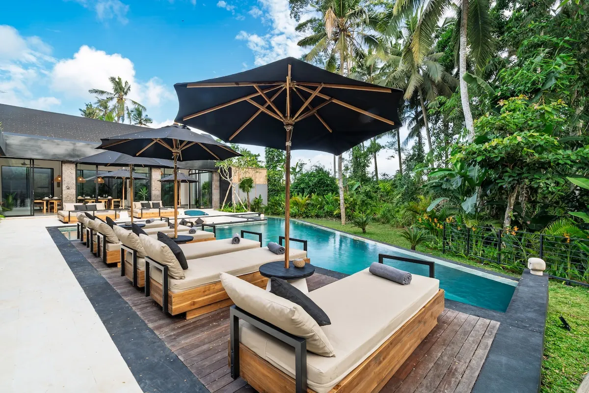 9 BR Jungle Tropical-Modern Estate Ubud — 9BR Estate Rental in Ubud