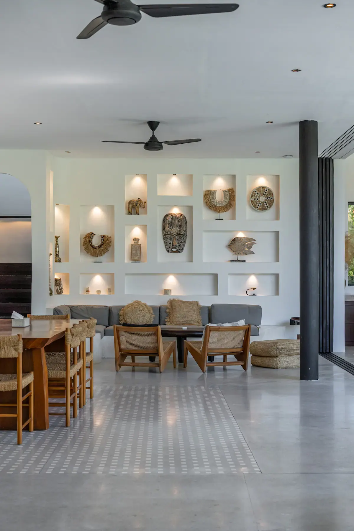 4 BR Contemporary Pool Retreat Canggu — 4BR Villa Rental in Pererenan — image 8