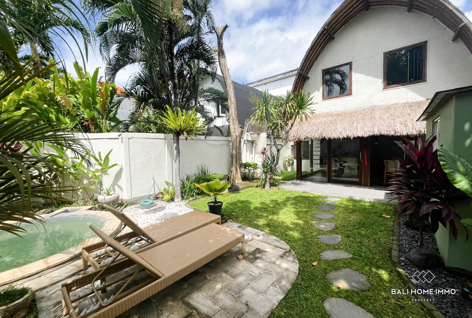 2 bedroom Bungalow Villa for yearly and monthly rent in Umalas — image 1