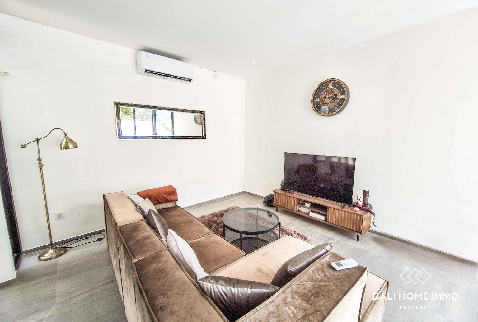 2 Bedroom Villa for Rent in Batu Belig — image 1