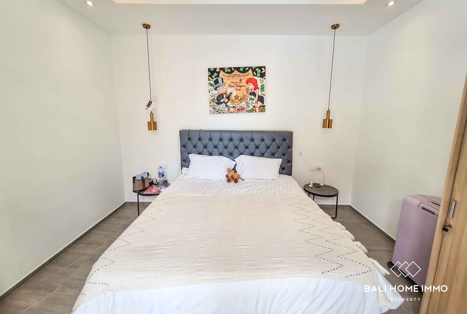 2 Bedroom Villa for Rent in Batu Belig — image 6