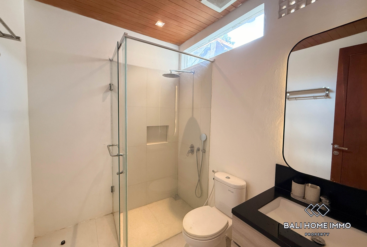 2 Bedroom Villa for Rent in Canggu Berawa — image 11