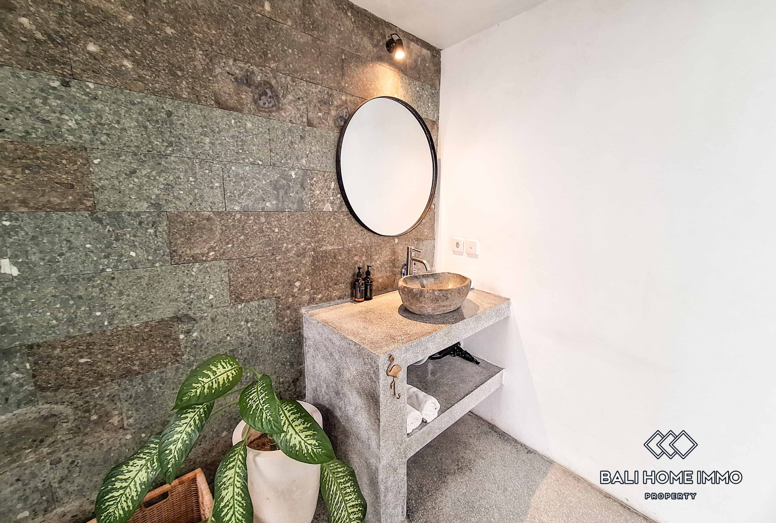 2 Bedroom Villa for Rent in Pererenan Beachside — image 9