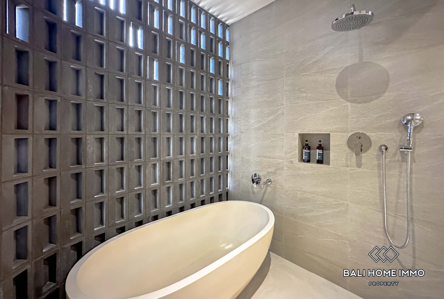2 Bedroom Villa For Rent in Umalas — image 18