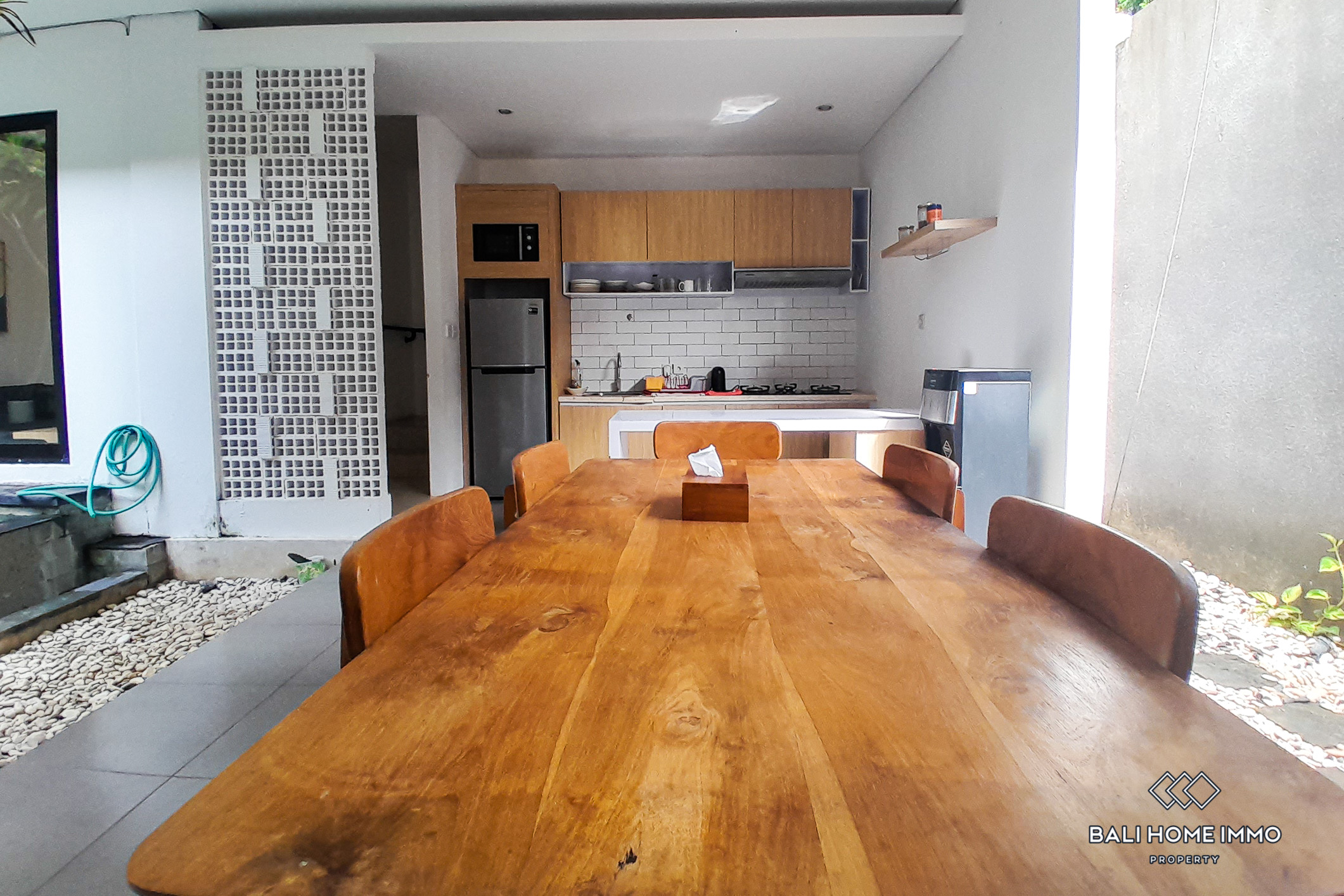 2 Bedroom Villa For Yearly Rental Near Mertasari Beach — image 5