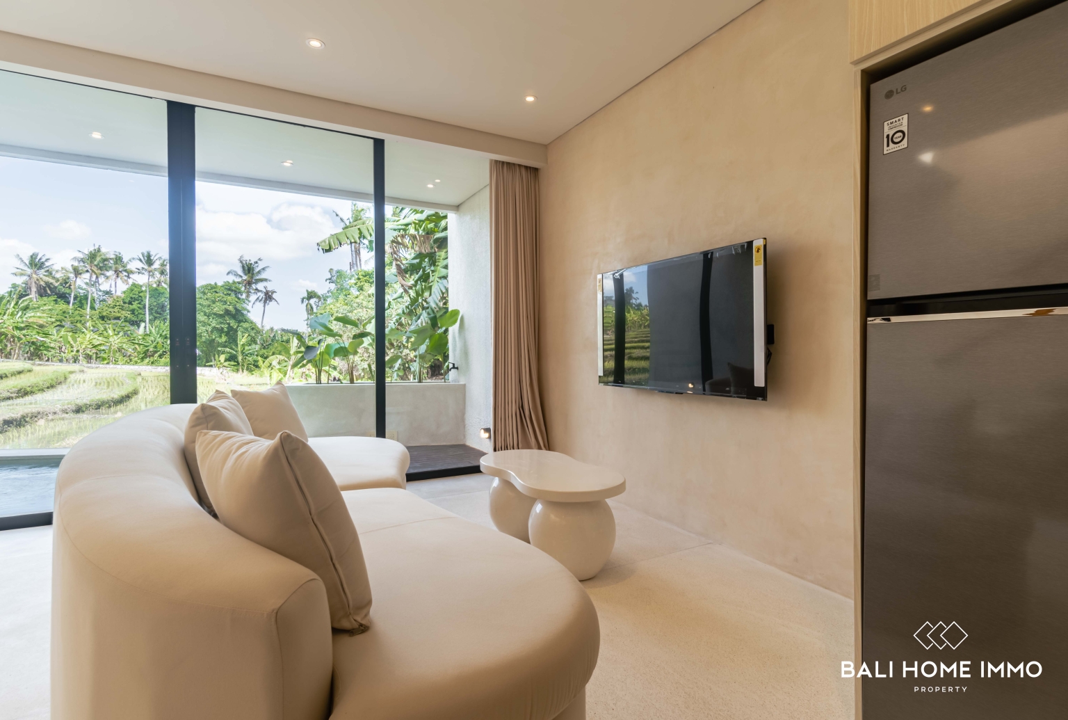 2 BEDROOM VILLA WITH RICEFIELD VIEW + AN OFFICE FOR RENT IN BALI PERERENAN — image 2