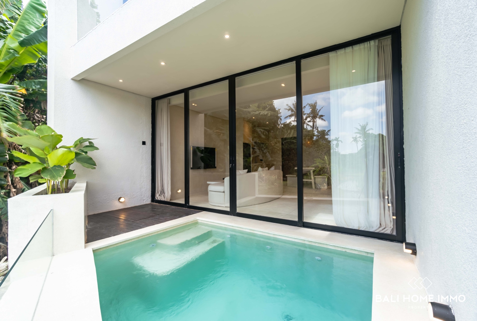2 BEDROOM VILLA WITH RICEFIELD VIEW + AN OFFICE FOR RENT IN BALI PERERENAN — image 16