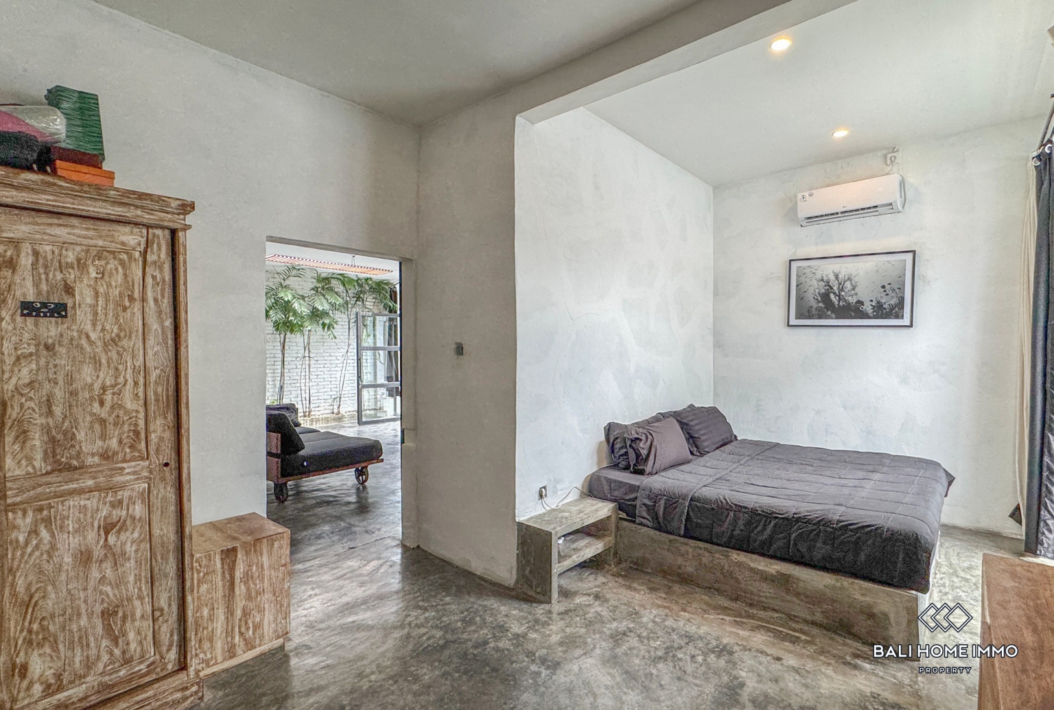 2 Bedrooms Villa for Yearly rental in Bali Canggu Berawa — image 6