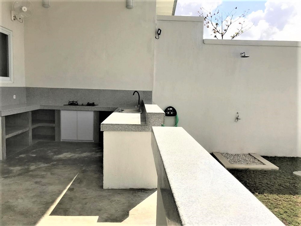 Charming Two Bedrooms Unfurnished Villa in Canggu — image 5
