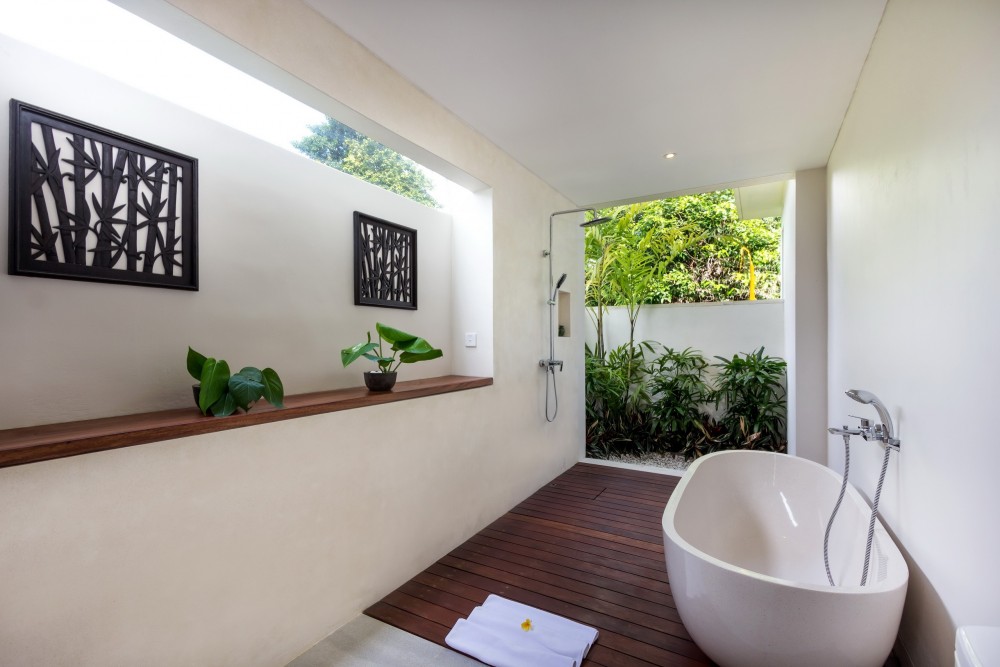 Four-Bedrooms Villa with Garden Offering Unparalleled Luxury and Comfort in Pererenan Area — image 15