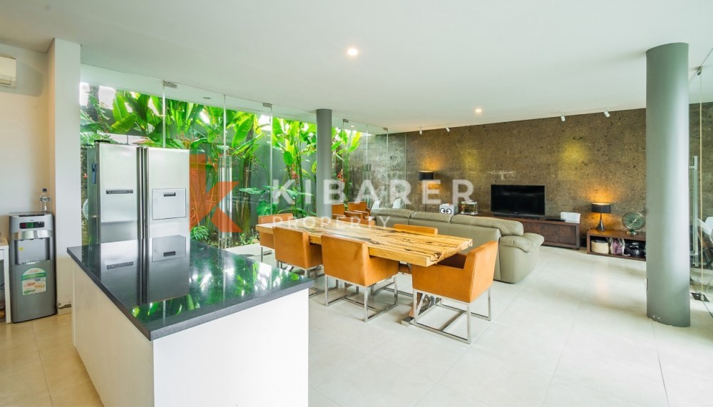 Luxury Six Bedroom Villa close to Pererenan Beach — image 13