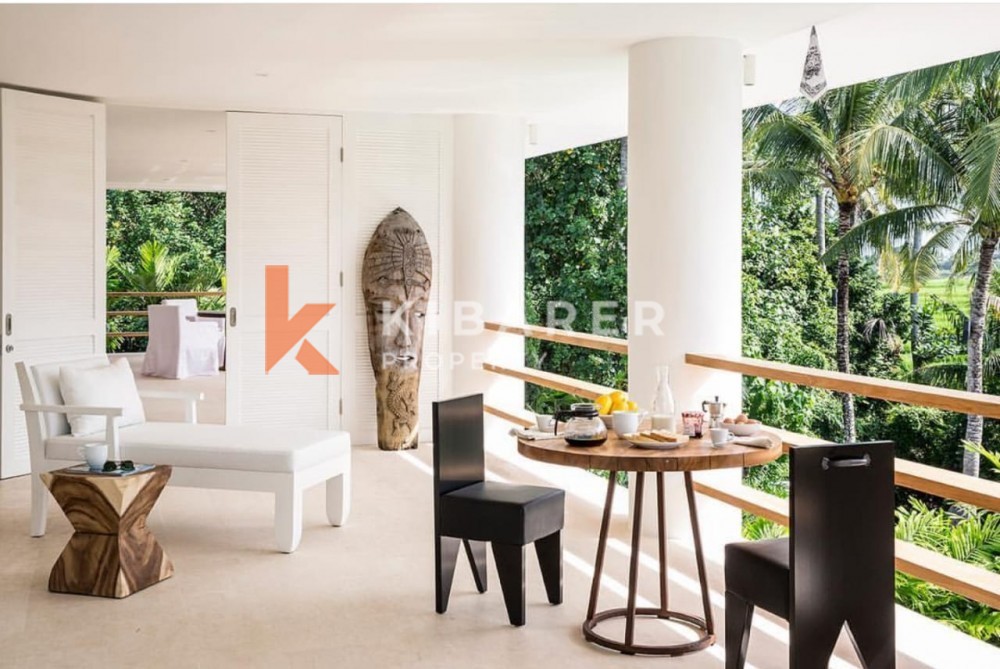Luxury Six Bedroom Villa close to Pererenan Beach — image 5