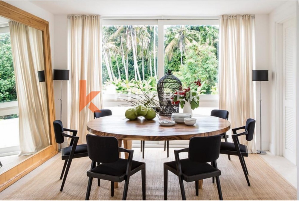 Luxury Six Bedroom Villa close to Pererenan Beach — image 19