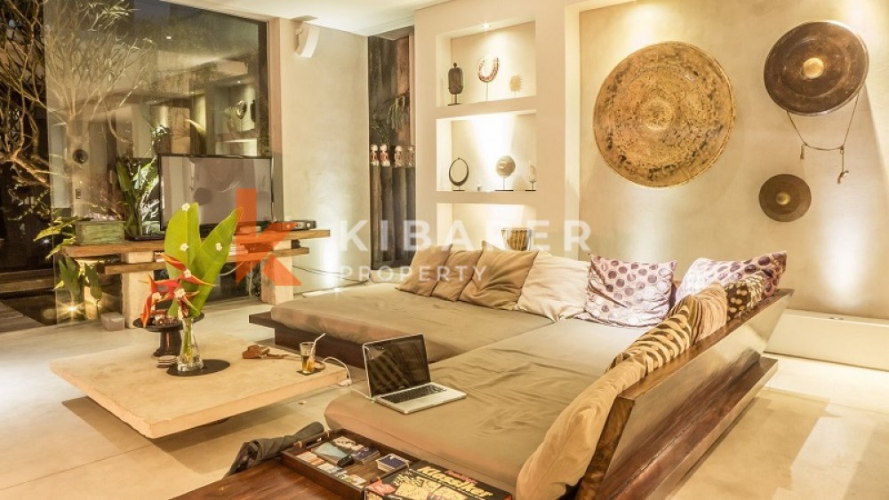 Luxurious Five-Bedroom Villa in a Strategic Area of Umalas — image 4